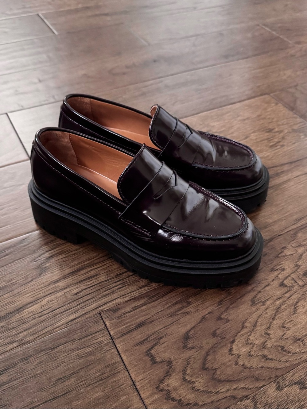EUC Thursday Boot Company Penny Loafers Women's Burgundy Size 6.5